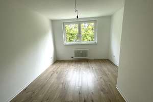 Helle 3-Zimmer-Etagenwohnung mit neuem Badezimmer in Wolfsburg – Hermann-Löns-Straße 45, 38448 Vorsfelde, Wolfsburg – Vorschaubild 7