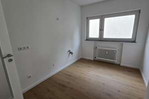 4 Zimmer Wohnung Balkon Garten  – Die vollständige Adresse der Immobilie erhältst du vom Anbieter., 53225 Beuel-Mitte, Bonn – Vorschaubild 9