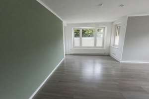 Familienfreunliche 4-Zimmer Wohnung im Erdgeschoss in Hildesheim - Himmelsthür – Am Kupferstrange 2, 31137 Himmelsthür, Hildesheim – Vorschaubild 2