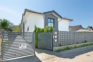 Property thumbnail 1