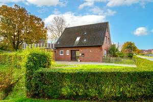 Vielseitiges Haus mit zwei Wohneinheiten in Blomberg – Ideal für Anleger – Die vollständige Adresse der Immobilie erhältst du vom Anbieter., 26487 Blomberg – Vorschaubild 3
