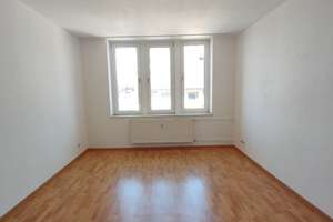 zentral | Balkon | renovierte große 3-Raum-Wohnung – Glaserstraße 18, 47055 Wanheimerort, Duisburg – Vorschaubild 3