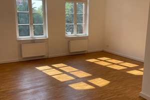 Single Apartment  1,5-Zi-Wohnung mit Parkett,  inkl. Einbauküche