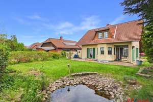 Idyllisches Einfamilienhaus in Garbsen-Frielingen – Feldrandlage, Garage, Garten – Die vollständige Adresse der Immobilie erhältst du vom Anbieter., 30826 Garbsen – Vorschaubild 1