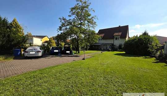Bild von 7 Objekte auf einem Grundstück - Zweifamilienhaus, Doppelhaus, Garagen und Nebengebäude in Hanau