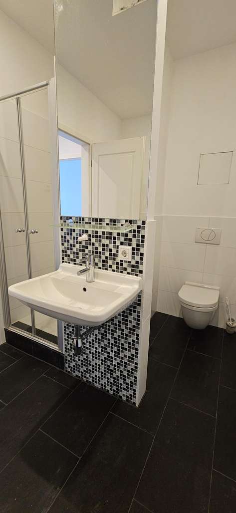 Immobilie in Zwenkau - Außergewöhnliches Wohnen im früheren Rathaus – mitten in der beliebten Seenregion bei Leipzig - Bild 2