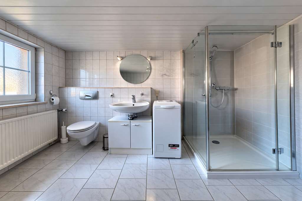 Immobilie in Wermsdorf - Einfamilienhaus mit Charakter: viel Raum für Ihre individuellen Wohnideen - Bild 4