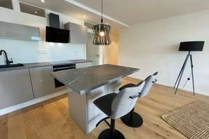 SCHWABING IS THE BEST ! ERSTBEZUG NACH SANIERUNG GROßES LUXUS APARTMENT MIT BALKON UND KÜCHE