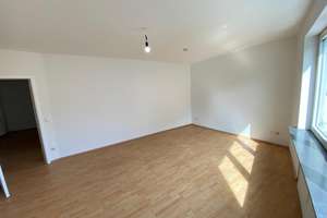 Einziehen & wohlfühlen: Charmante 3-Zimmer-Wohnung – Untere Lichtenplatzer Straße 10a, 42289 Heckinghausen, Wuppertal – Vorschaubild 3