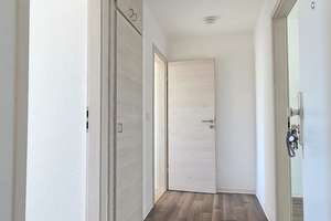 Sanierte Wohnung ab dem 01.05.2026 zu vermieten – B.-Brecht-Str. 6, 8060 Marienthal Ost, Zwickau – Vorschaubild 3