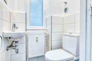 Vermietete 2-Zimmer-Altbauwohnung mit Gäste-WC und Balkon Eigenbedarf möglich – Die vollständige Adresse der Immobilie erhältst du vom Anbieter., 13347 Gesundbrunnen, Berlin – Vorschaubild 9
