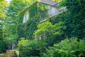 Repräsentative Villa mit großzügigem Garten und Pool ! Gelegen in ruhiger Lage von Alt-Meererbusch  – Die vollständige Adresse der Immobilie erhältst du vom Anbieter., 40667 Meerbusch – Vorschaubild 19