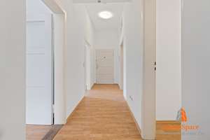 IMMOSPACE *** 2 ZKB mit Einbauküche und Altbauflair *** Perfekte Lage *** – Die vollständige Adresse der Immobilie erhältst du vom Anbieter., 86152 Georgs- und Kreuzviertel, Augsburg – Vorschaubild 4