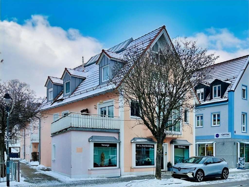 Immobilie in Kirchseeon - Investieren mit Komfort: sehr gepflegte 3-Zimmer-Galeriewohnung, zwei Balkone, stabile Miete! - Bild 0