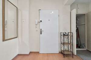 Bezugsfreie 3-Zimmer-Wohnung mit Balkon, Gäste-WC und Tiefgaragen-Stellplatz in Lichterfelde Süd – Die vollständige Adresse der Immobilie erhältst du vom Anbieter., 12207 Lichterfelde, Berlin – Vorschaubild 4