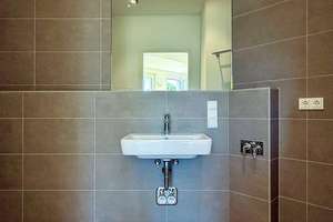 Property thumbnail 9