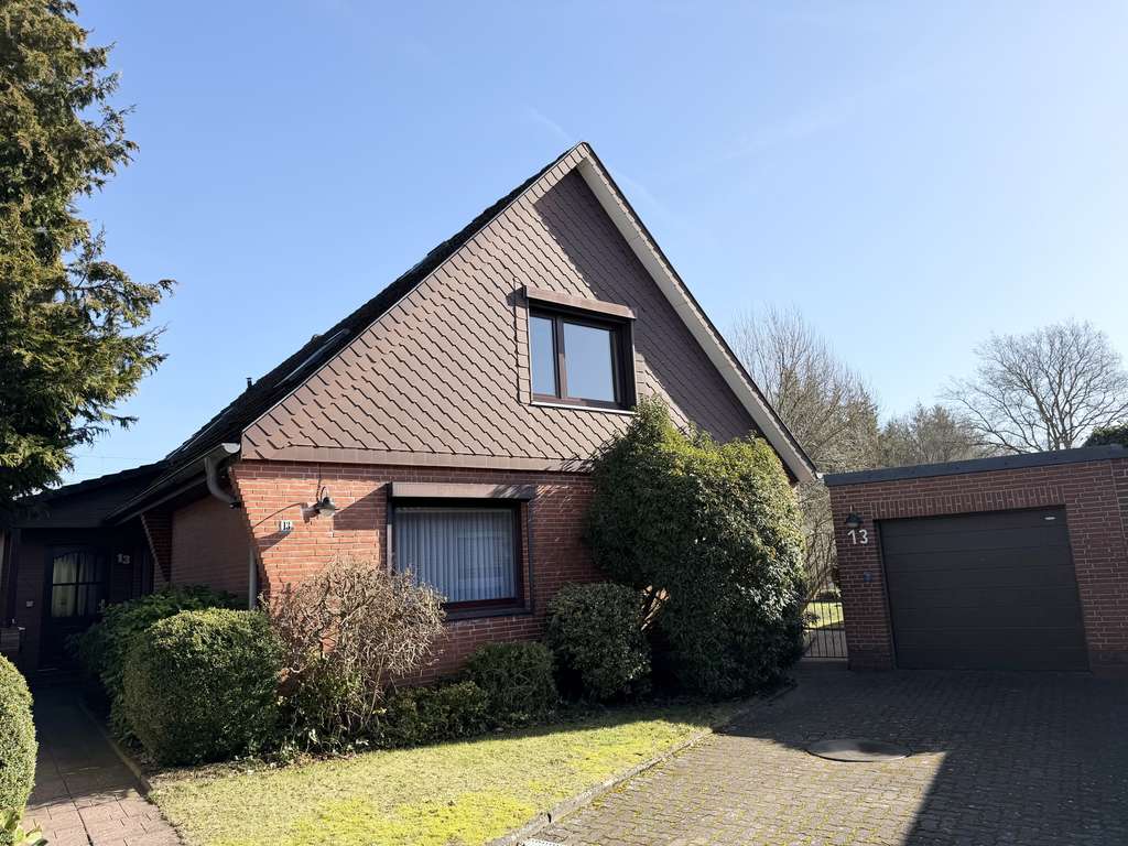 Immobilie in Alt Duvenstedt - Vorzeigbares und bestens familiengerechtes Ein-/Zweifamilienhaus in ruhiger Sackgassenendlage! - Bild 0