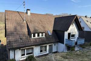 Gepflegtes Ein-/Zweifamilienhaus in Netphen-Grissenbach – Die vollständige Adresse der Immobilie erhältst du vom Anbieter., 57250 Netphen – Vorschaubild 3