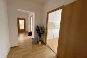 Barrierearme 3-Raumwohnung mit eigener rollstuhlgerechter Auffahrrampe – Friedrich-Hähnel-Straße 2, 9120 Chemnitz – Vorschaubild 3