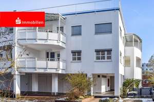 Moderne 3-Zimmer-Eigentumswohnung mit zwei Balkonen und Garage in Wiesbaden-Klarenthal – Die vollständige Adresse der Immobilie erhältst du vom Anbieter., 65197 Klarenthal, Wiesbaden – Vorschaubild 1
