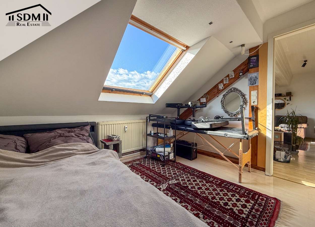 RENDITEOBJEKT: Helle Dachgeschosswohnung in Bruchsal, Karlsruhe Kreis – Bild 4