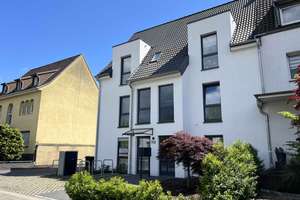 Modern wohnen im Erdgeschoss – gepflegte 2-Zimmer-Wohnung mit Terrasse an der Ostenallee!