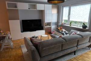 Gepflegtes Reihenmittelhaus mit 4 Zimmern in Dietzenbach – Die vollständige Adresse der Immobilie erhältst du vom Anbieter., 63128 Dietzenbach – Vorschaubild 2