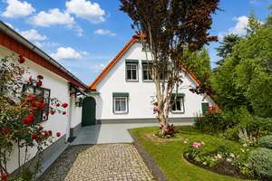 Historische Fabrikantenvilla mit Bungalow, Gewerbeflächen und 834 m² Baulandreserve – Wohnen, Arbeit – Die vollständige Adresse der Immobilie erhältst du vom Anbieter., 12621 Kaulsdorf, Berlin – Vorschaubild 31