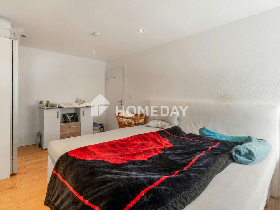 1. OG Schlafzimmer 2 2