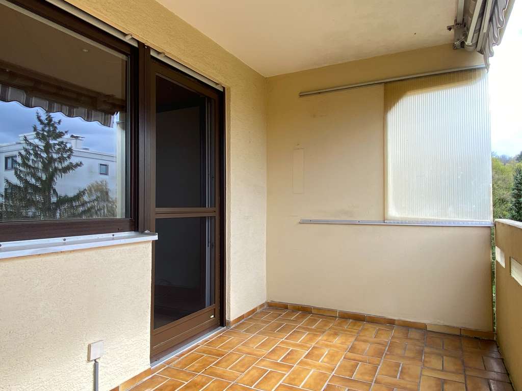 Immobilie in Wiesloch - Singles, Paare oder Familie - 3ZKB mit großzügigem Wohn-/Essbereich und sonniger Loggia - Bild 3