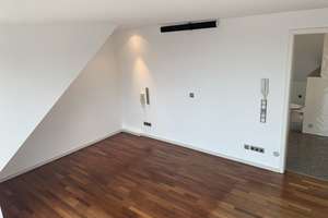 Stilvolles Penthouse in Derendorf: Große Dachterrasse & Einbauküche – 40476 Derendorf, Düsseldorf – Vorschaubild 4