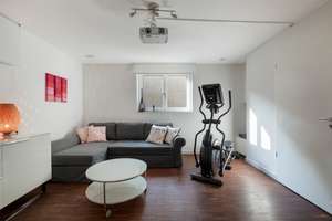 Exklusive Stadtvilla in den Elbvororten – Die vollständige Adresse der Immobilie erhältst du vom Anbieter., 22589 Sülldorf, Hamburg – Vorschaubild 14