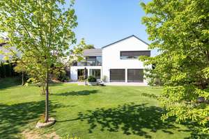 Wohnen wie ein Statement: Exklusives Haus mit Galeriegefühl, Sonnenterrasse und Naturblick – Die vollständige Adresse der Immobilie erhältst du vom Anbieter., 71126 Gäufelden – Vorschaubild 2