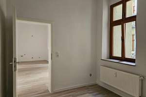 Mit Video: Kleine Terrassenwohnung im Innenhof mit Einbauküche – Sankt-Michael-Straße 5, 39112 Sudenburg, Magdeburg – Vorschaubild 8