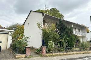 Gemütliche DHH mit Garten und Garage  – Hambacher Straße 0, 65187 Biebrich, Wiesbaden – Vorschaubild 1