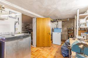Gepflegtes Zweifamilienhaus mit Garten und Garagen in Misburg-Nord – Die vollständige Adresse der Immobilie erhältst du vom Anbieter., 30629 Misburg-Nord, Hannover – Vorschaubild 27