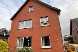Charmantes Einfamilienhaus in schöner ruhiger Lage von Heinsberg-Karken. – End 8, 52525 Heinsberg – Vorschaubild 1