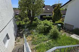 3 Etagen, 2 Wohnungen, 2 Garagenstellplätze und 1 großer Garten – Die vollständige Adresse der Immobilie erhältst du vom Anbieter., 71554 Weissach im Tal – Vorschaubild 8
