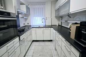 Gepflegte 4-Zimmer-Wohnung mit Stellplatz und Keller in Bad Cannstatt zu verkaufen... – Hallstraße 41, 70376 Neckarvorstadt, Stuttgart – Vorschaubild 7