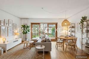 Charmantes Drei-Parteien-Haus mit Garten und Terrasse