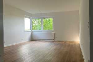 Wuppertal-Südstadt! Exklusive und barrierefreie 3 Zimmer Wohnung mit Balkon, direkt vom Eigentümer – Dürerstr. 11, 42119 Wuppertal – Vorschaubild 2