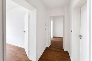 Charmante 4-Zimmer Dachgeschosswohnung am beliebten Frankenplatz in Düsseldorf Derendorf – Die vollständige Adresse der Immobilie erhältst du vom Anbieter., 40476 Derendorf, Düsseldorf – Vorschaubild 11