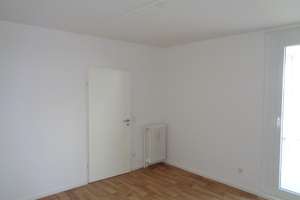Genießen Sie das Wohnen mit Fernblick! Renovierte 3 Zimmer im 16. OG mit 2 Balkone + Aufzug – Kurt-Schumacher-Straße 12, 38102 Viewegsgarten-Bebelhof, Braunschweig – Vorschaubild 12