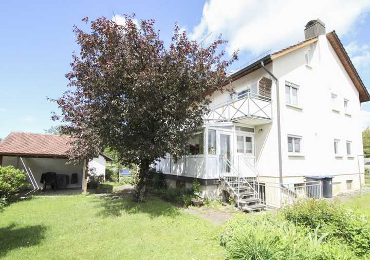 Bezugfreies Zweifamilienhaus mit Top-Potenzial in Tettnang-Laimnau!