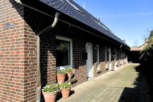 Wohnen, gestalten, wohlfühlen 
4-Zimmer-Reihenendhaus in Bümmerstede zu verkaufen – Die vollständige Adresse der Immobilie erhältst du vom Anbieter., 26133 Bümmerstede, Oldenburg (Oldenburg) – Vorschaubild 1