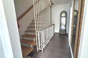 Geräumiges Reihenmittelhaus mit Terrasse und TG-Stellplatz - ideal für Familien – Die vollständige Adresse der Immobilie erhältst du vom Anbieter., 72762 Reutlingen-Mitte, Reutlingen – Vorschaubild 8