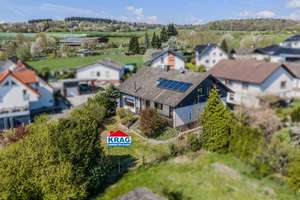 ++ KRAG Immobilien ++ Für die große Familie: mit Garten, Garage, Stellplätze, Terrasse und Balkon
