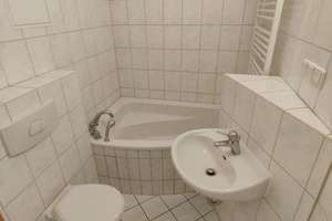 Geräumige 3-Zimmerwohnung mit großem Wohnzimmer + offener Küche + Eckbadewanne + Abstellraum! – 39124 Neue Neustadt, Magdeburg – Vorschaubild 2
