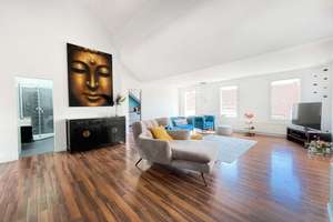 Exklusive Penthouse-Wohnung mit großem Balkon am Jacobipark – Hamburg-Eilbek