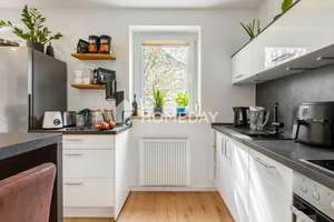 Modernisierte 2-Zimmer-Wohnung mit Balkon und hochwertiger Ausstattung in ruhiger Lage – Die vollständige Adresse der Immobilie erhältst du vom Anbieter., 86157 Pfersee-Nord, Augsburg – Vorschaubild 2